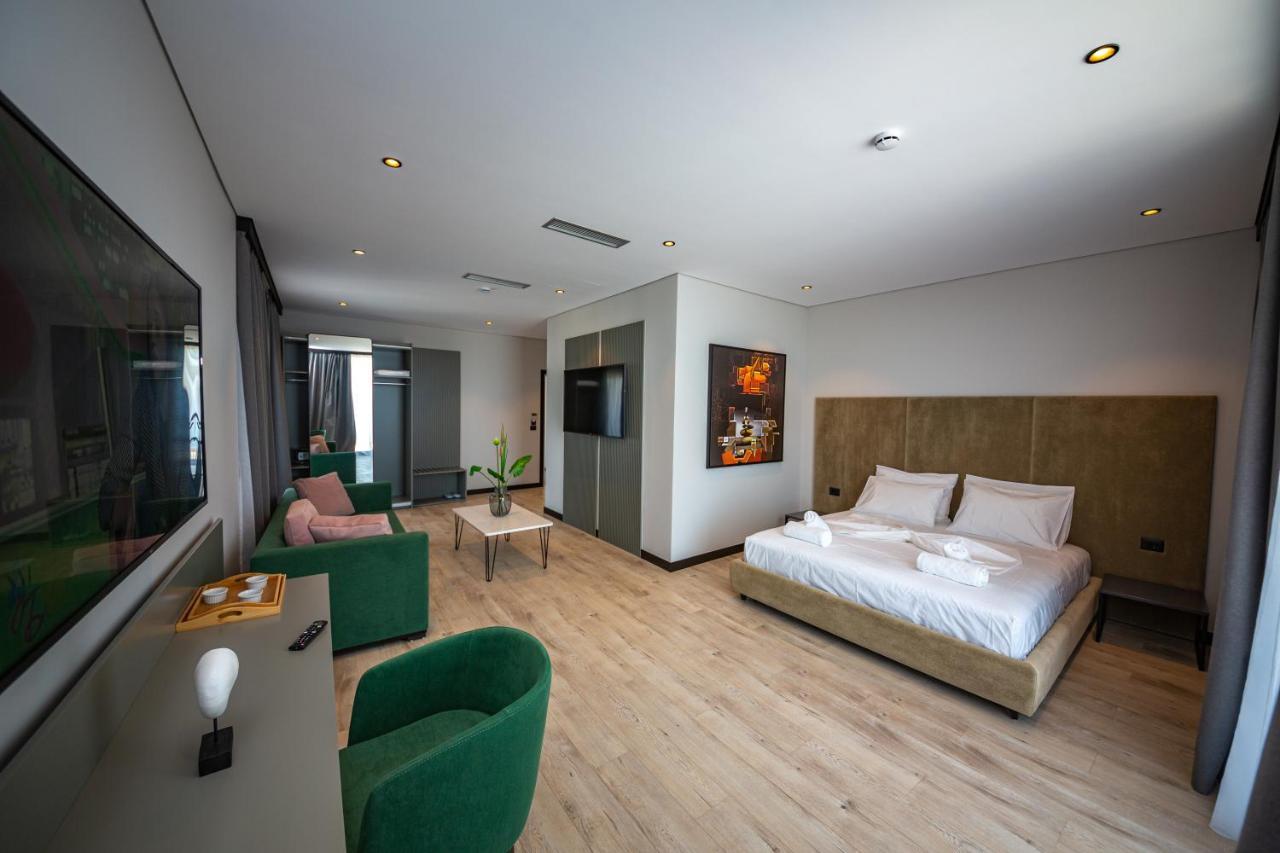 Apart-Hotel Lili2 Саранде Екстериор снимка