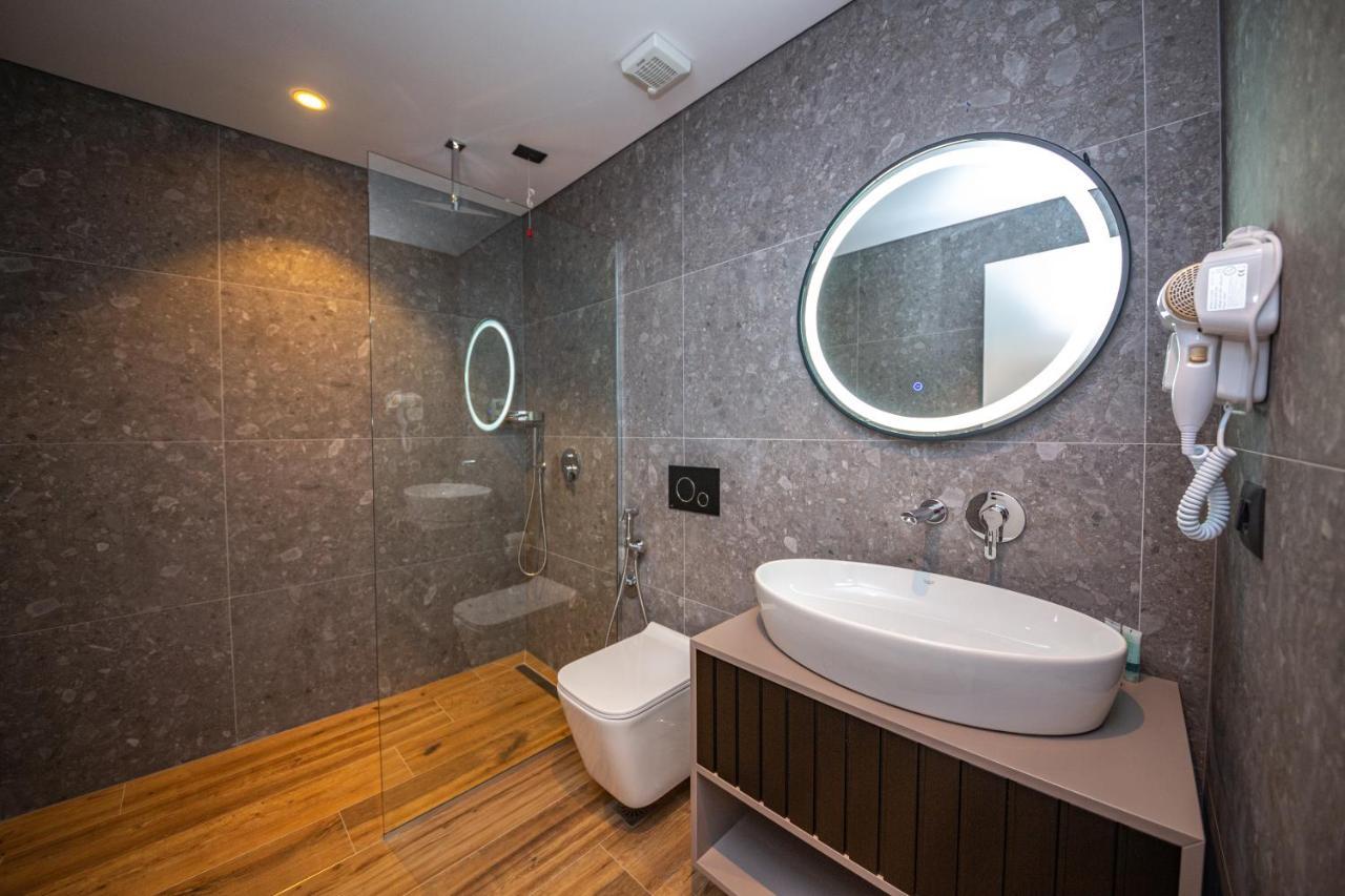 Apart-Hotel Lili2 Саранде Екстериор снимка