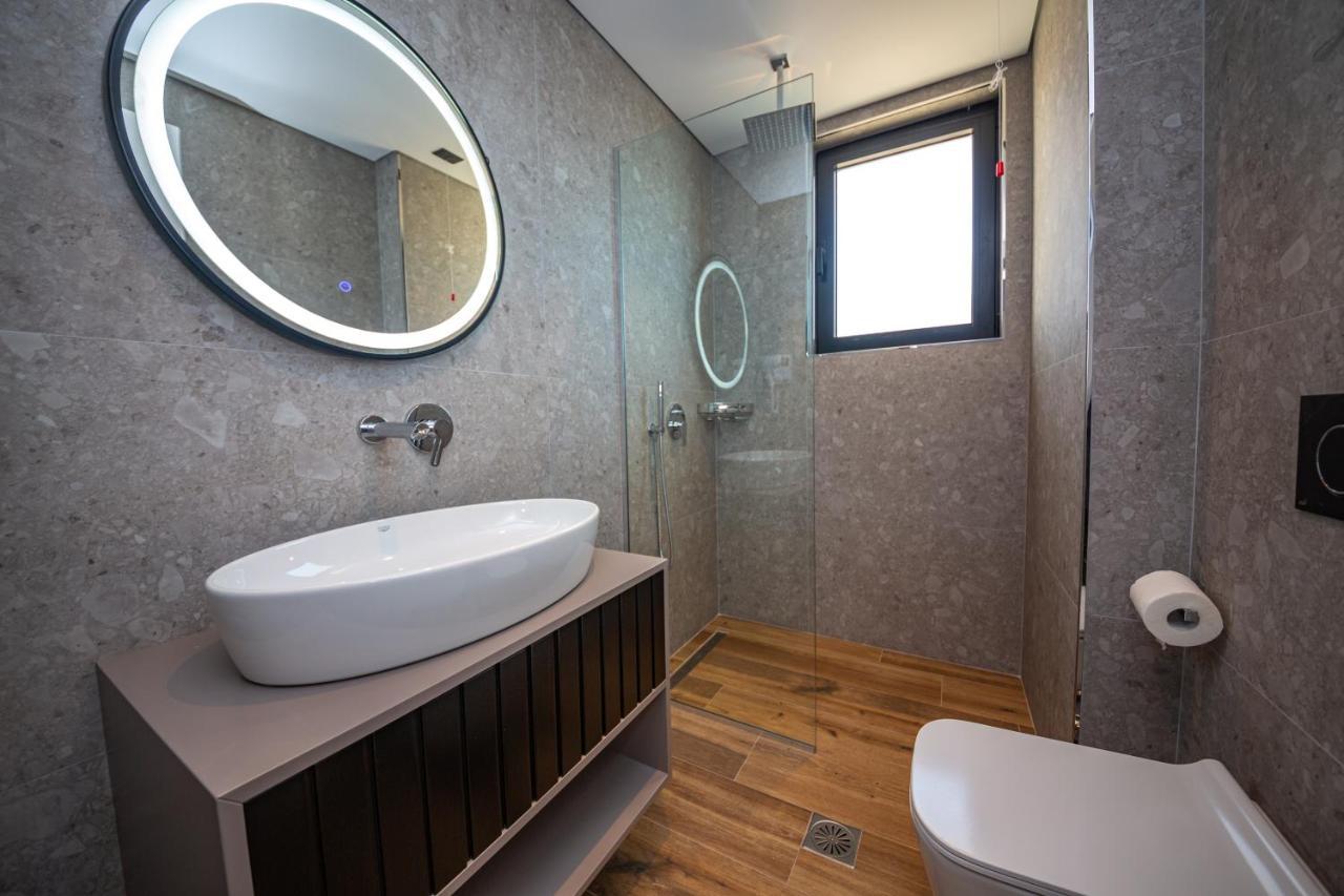 Apart-Hotel Lili2 Саранде Екстериор снимка