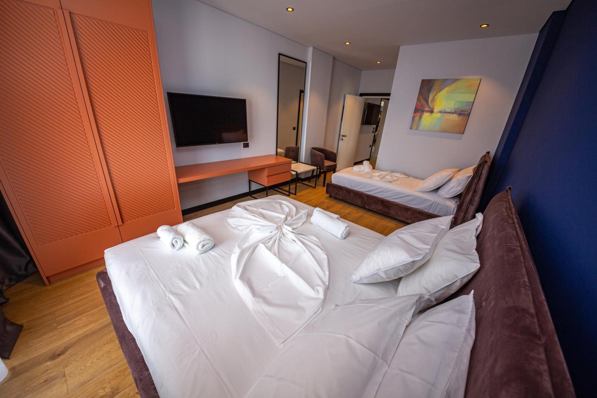 Apart-Hotel Lili2 Саранде Екстериор снимка